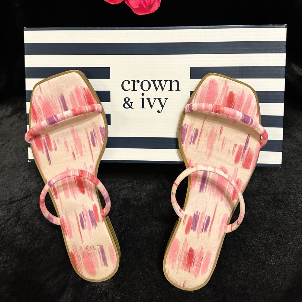 Crown & Ivy Pink Etch Sandals Size 7.5